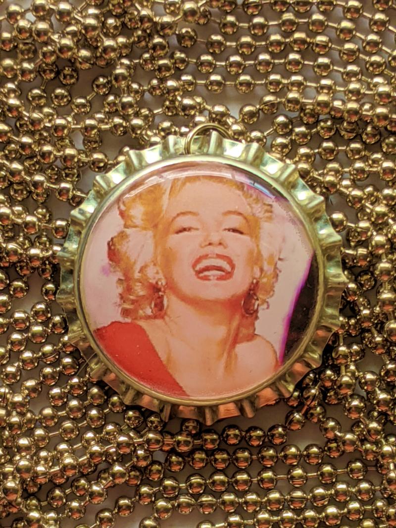 Marilyn Monroe bottlecap pendant necklace adjustable ball chain 24